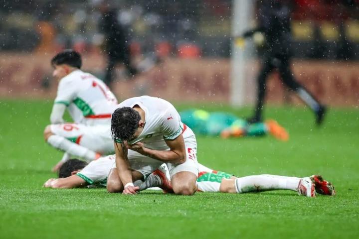  塞内加尔不甘冠军旁落；向CAS发起挑战，非洲足坛迎来关键转折。 体育新闻