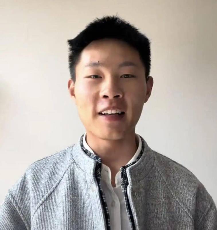  跨越二十年追凶；“梅姨”终于现身，受害家庭的坚持迎来结果。 新闻