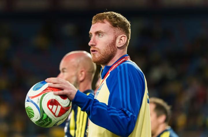 破碎后的重塑:当库卢塞夫斯基谈论希望与命运的哲学回响 情感心理