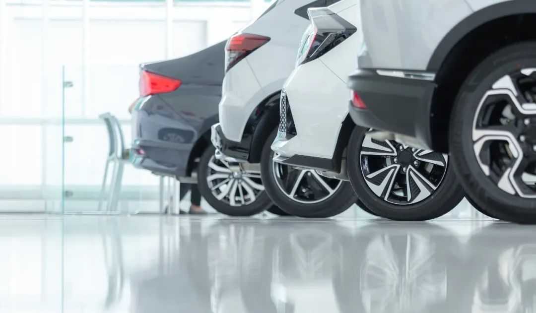  巨象转身的阵痛：跨国车企的电动化困局与未来抉择 汽车科技