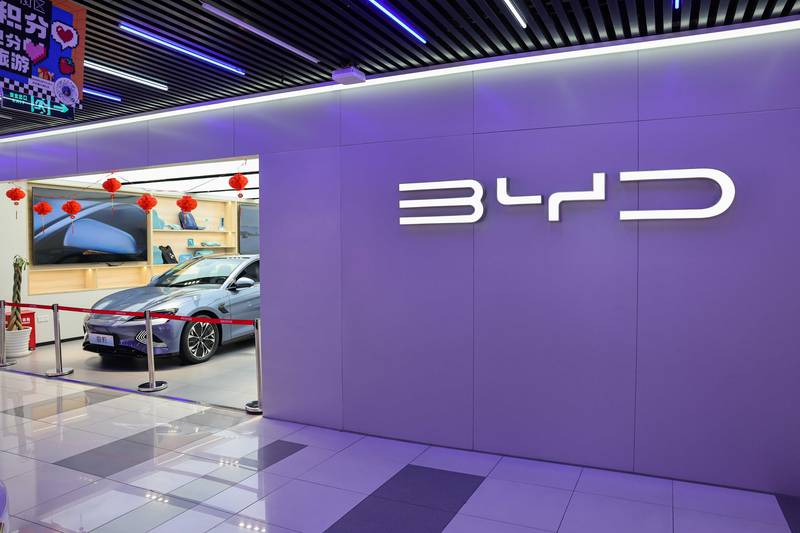  巨象转身的阵痛：跨国车企的电动化困局与未来抉择 汽车科技